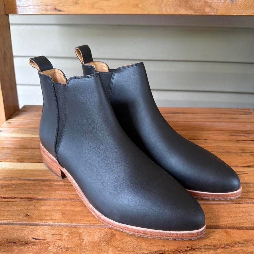 Nisolo Eva Everyday Chelsea Boot Black Leather Womens US 10 EU 40 NWOB Orig $228